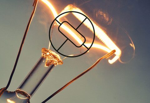 Misurazione della temperatura di una lampada a incandescenza