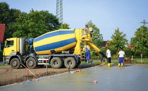 Betonmischfahrzeug